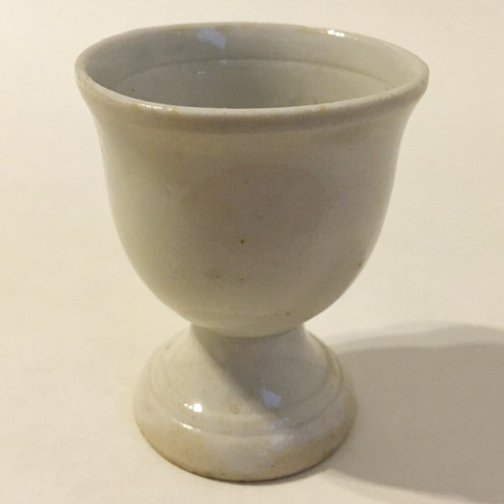 Egg Cup Cream Off White Vintage Ridges Footed Collectible Ceramic Pottery